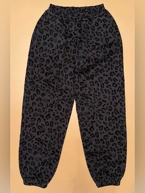 Comfrt Minimalist Kids Sweatpants XL Panther Leopard Print NWT With Original Bag